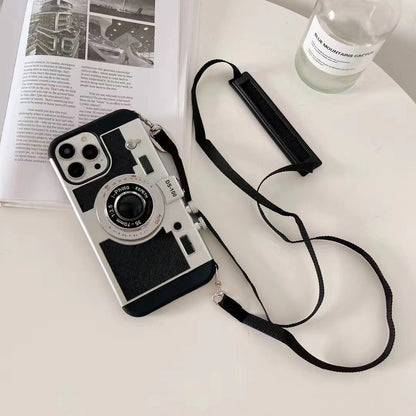 Retro Camera Lens Aesthetic Case - iPhone 14, 15 & 16 Series